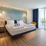 Hotel Riva Palace 4*