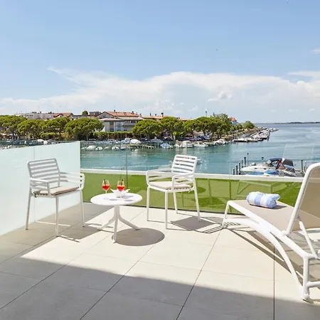 Riva Palace 4*
